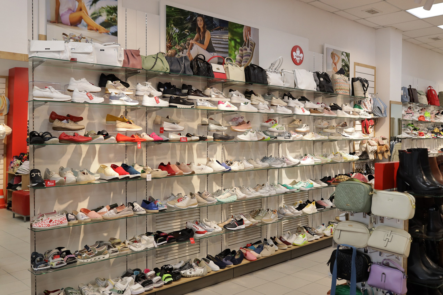 Новые магазины Omadey — теперь и на Юмашево!